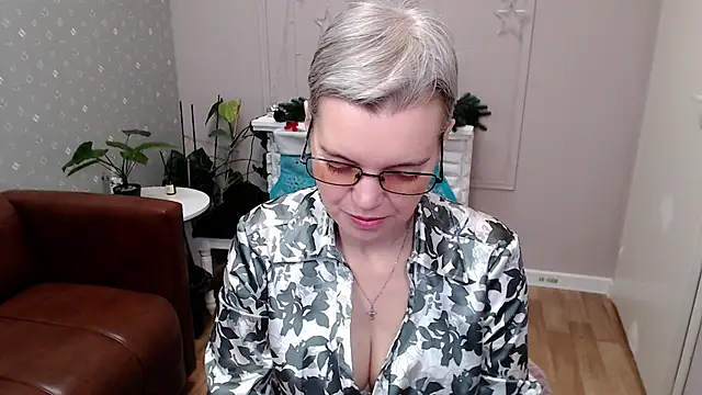 Cutie Erikaa1 online show from 18, 1, 2026