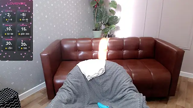 Snapshot of Cutie_Erikaa1 chatting on 2, 5, 2026 Cutie Erikaa1 online show from 2, 5, 2026
