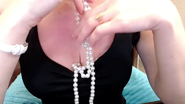 Snapshot of Cutie_Erikaa1 chatting on 19, 2, 2025 Cutie Erikaa1 online show from 19, 2, 2025
