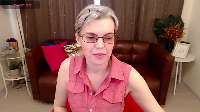 Snapshot of Cutie_Erikaa1 chatting on 20, 3, 2025 Cutie Erikaa1 online show from 20, 3, 2025