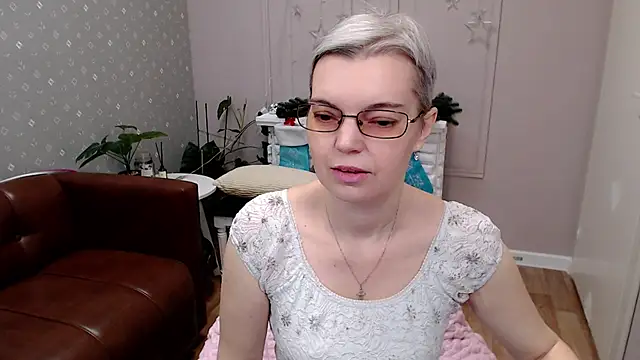 Cutie Erikaa1 online show from 10, 1, 2026