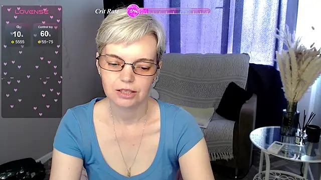 Snapshot of Cutie_Erikaa1 chatting on 26, 5, 2026 Cutie Erikaa1 online show from 26, 5, 2026
