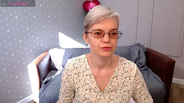 Snapshot of Cutie_Erikaa1 chatting on 17, 5, 2026 Cutie Erikaa1 online show from 17, 5, 2026