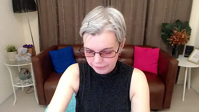 Snapshot of Cutie_Erikaa1 chatting on 26, 2, 2025 Cutie Erikaa1 online show from 26, 2, 2025