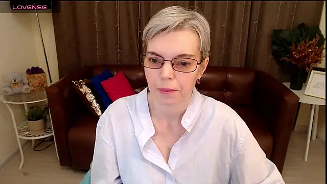Snapshot of Cutie_Erikaa1 chatting on 6, 3, 2025 Cutie Erikaa1 online show from 6, 3, 2025