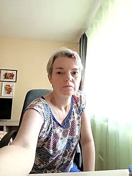 Snapshot of Cutie_Erikaa1 chatting on 15, 6, 2026 Cutie Erikaa1 online show from 15, 6, 2026