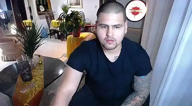 Snapshot of pitbullveryhot chatting on 9, 2, 2025 pitbullveryhot online show from 9, 2, 2025