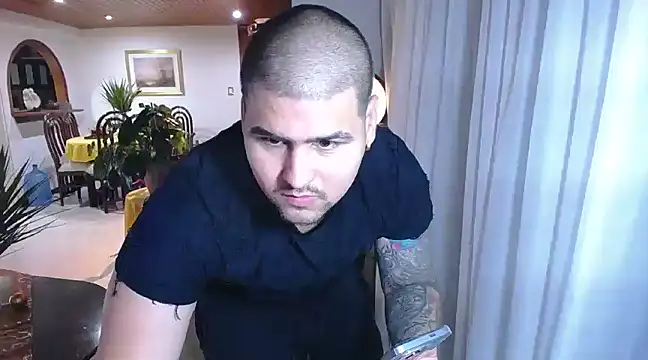 Snapshot of pitbullveryhot chatting on 9, 2, 2025 pitbullveryhot online show from 9, 2, 2025