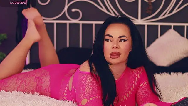 MissLilaa online show from 26, 11, 2025