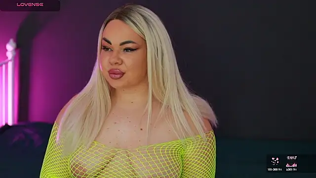 MissLilaa online show from 7, 12, 2024