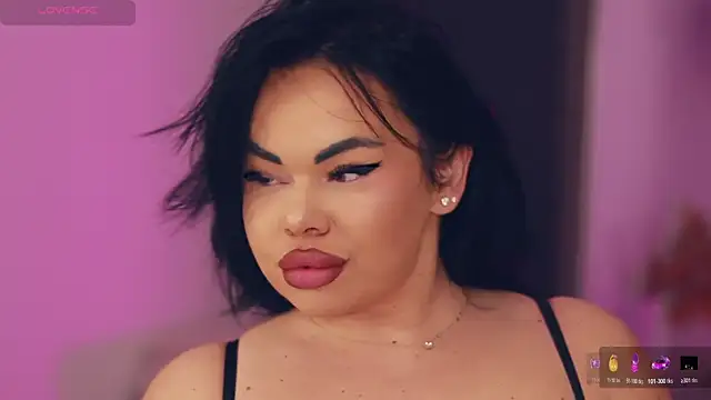 MissLilaa online show from 18, 11, 2025