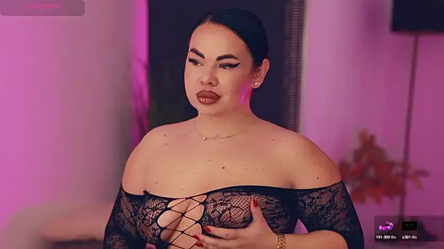 MissLilaa online show from 22, 11, 2025