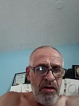 Snapshot of geilerschwanz64 chatting on 6, 2, 2025 geilerschwanz64 online show from 6, 2, 2025