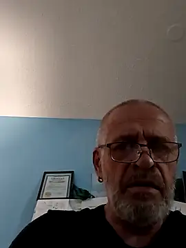 Snapshot of geilerschwanz64 chatting on 9, 3, 2025 geilerschwanz64 online show from 9, 3, 2025