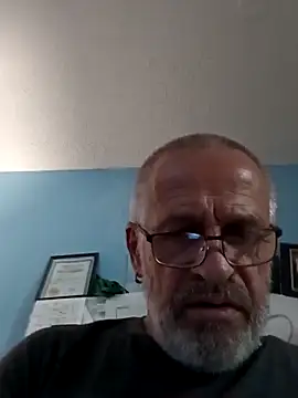 Snapshot of geilerschwanz64 chatting on 12, 3, 2025 geilerschwanz64 online show from 12, 3, 2025