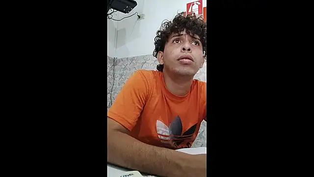 luisfer 306 online show from 28, 2, 2025