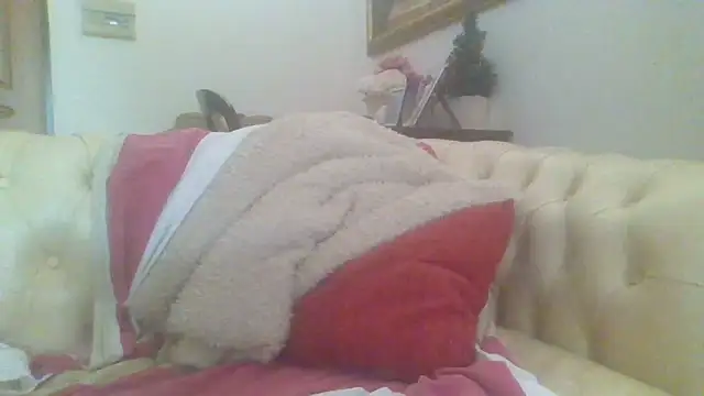 Snapshot of lusi77111 chatting on 12, 10, 2025 lusi77111 online show from 12, 10, 2025
