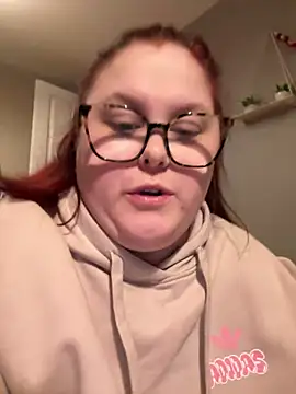 Snapshot of Tallulah-mae-xoxox chatting on 21, 2, 2025 Tallulah-mae-xoxox online show from 21, 2, 2025