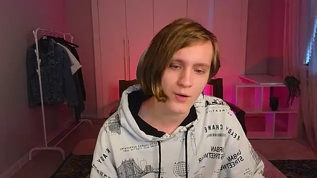 nikompell online show from 18, 3, 2025