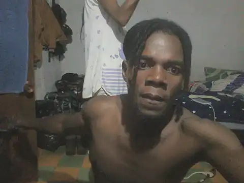 Snapshot of Cesar2501_ chatting on 8, 2, 2025 Cesar2501 online show from 8, 2, 2025