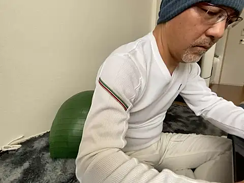 Snapshot of Grandpa29hijii chatting on 1, 3, 2025 Grandpa29hijii online show from 1, 3, 2025
