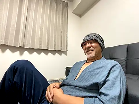 Snapshot of Grandpa29hijii chatting on 11, 9, 2025 Grandpa29hijii online show from 11, 9, 2025