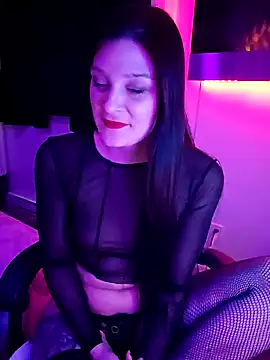 Snapshot of RubyLaStar chatting on 4, 2, 2025 RubyLaStar online show from 4, 2, 2025