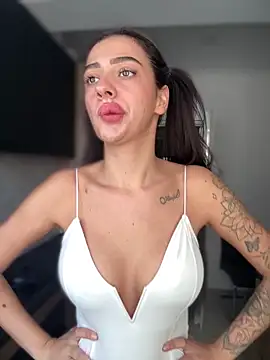 LaraVegas  online show from 25, 10, 2025