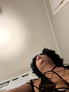 camiliaskye online show from 9, 10, 2025