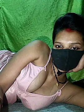 Hoty girl 143 online show from 11, 4, 2026