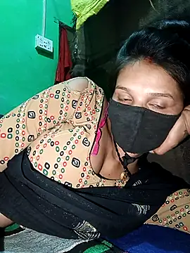 Hoty girl 143 online show from 13, 3, 2026