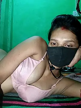 Hoty girl 143 online show from 19, 4, 2026