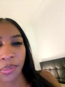 IamCrystal2 online show from 28, 11, 2025