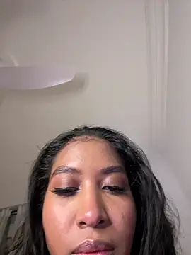 IamCrystal2 online show from 8, 3, 2026