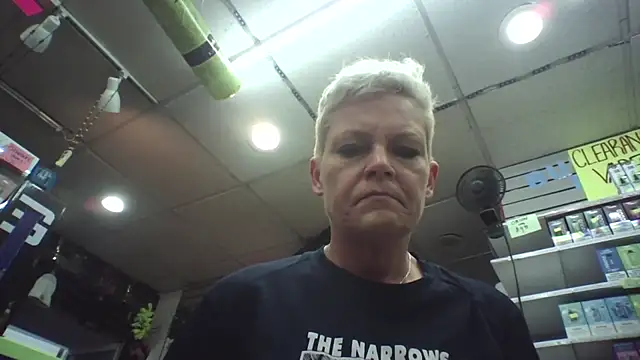 jadegilf1 online show from 12, 4, 2026