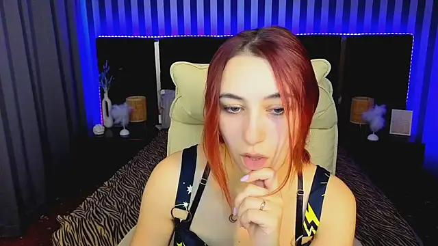 Snapshot of Roxy_Rayy chatting on 16, 10, 2025 Roxy Rayy online show from 16, 10, 2025