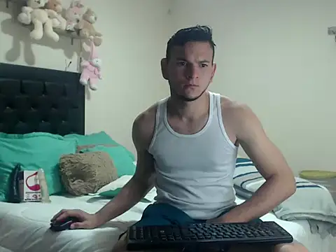 Snapshot of Latin_Boy24 chatting on 20, 3, 2026 Latin Boy24 online show from 20, 3, 2026