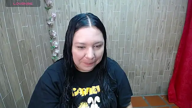 solyeria online show from 6, 11, 2025