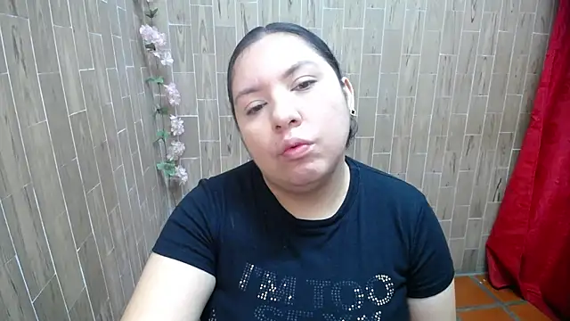 solyeria online show from 3, 4, 2026