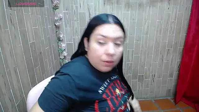 solyeria online show from 25, 2, 2026