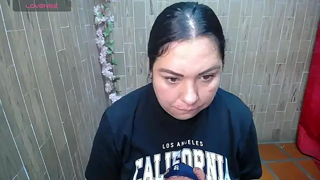 Snapshot of solyeria chatting on 23, 7, 2026 solyeria online show from 23, 7, 2026