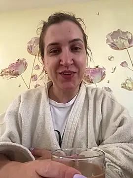 Snapshot of Bia_sexynovaes chatting on 17, 6, 2026 Bia sexynovaes online show from 17, 6, 2026