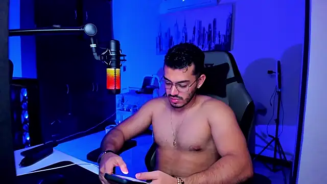 BrunoD31 online show from 3, 12, 2025