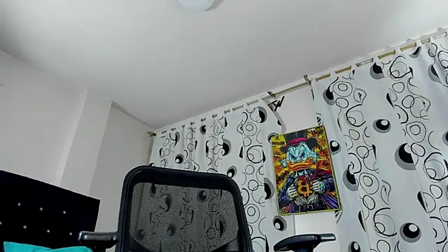 Giomar Reyes online show from 6, 11, 2025