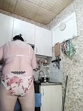 Holly-69 online show from 12, 2, 2026