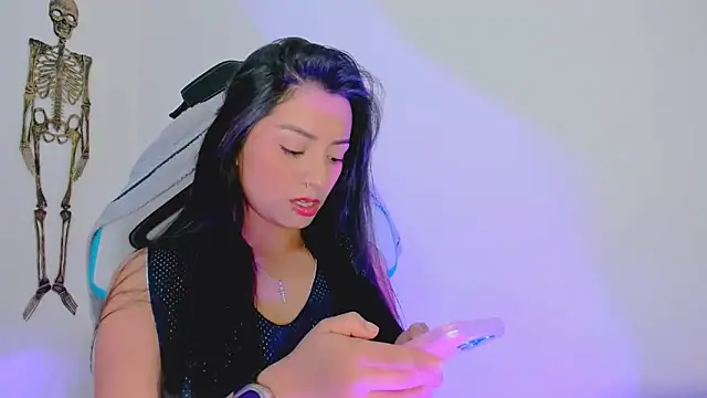 missycanoo online show from 19, 10, 2025