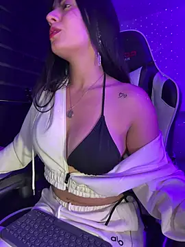 missycanoo online show from 21, 2, 2025