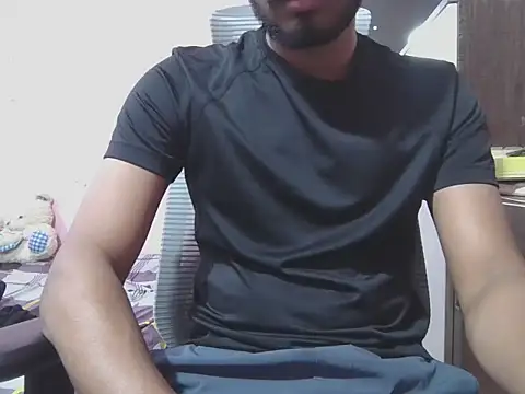 KissesBoyAD online show from 25, 10, 2025