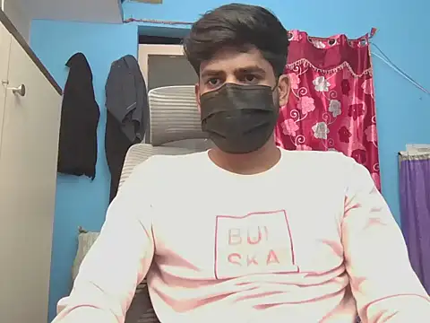 KissesBoyAD online show from 18, 2, 2026