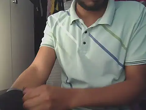 KissesBoyAD online show from 23, 2, 2026